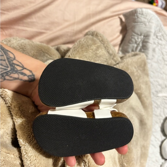 Baby Girl Shoes - Pink and White Converse - Picture 6 of 7